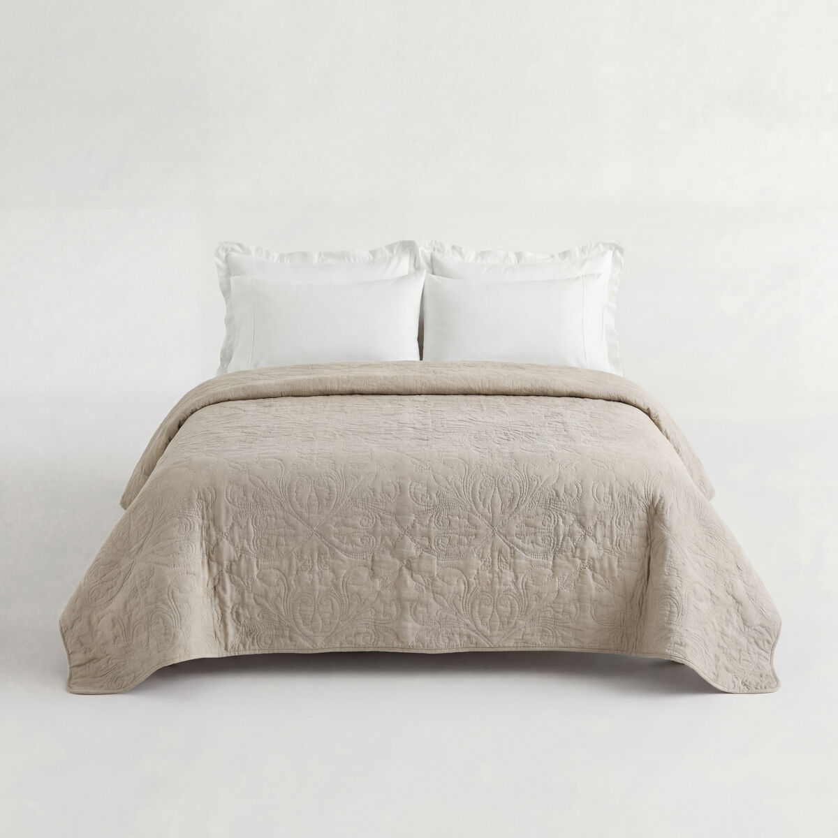 Colcha atenas cama 135cm cor bege