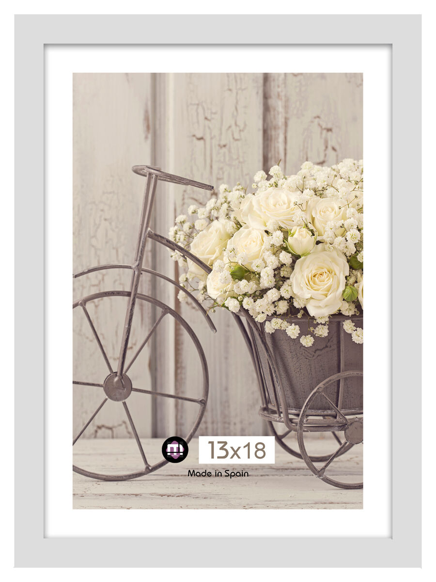 Moldura PIRAMIDE 13x18cm marca MARCOMUEBLE