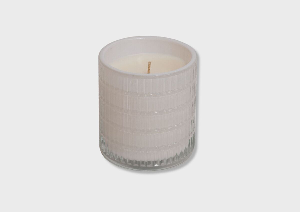 Vela perfumada em frasco com relevo 9x8cm