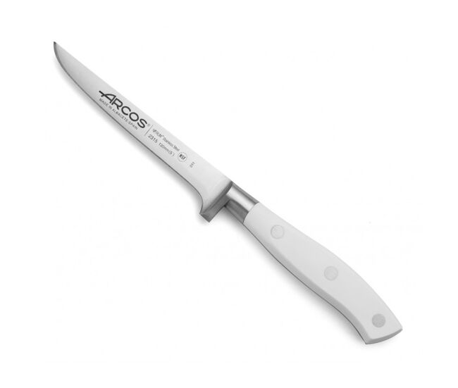 A lâmina forjada da faca para desossar arcos riviera 130 mm é feita de acier inox nitrum.