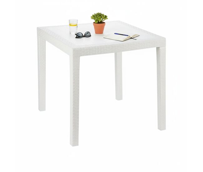 Mesa de jardim em pvc