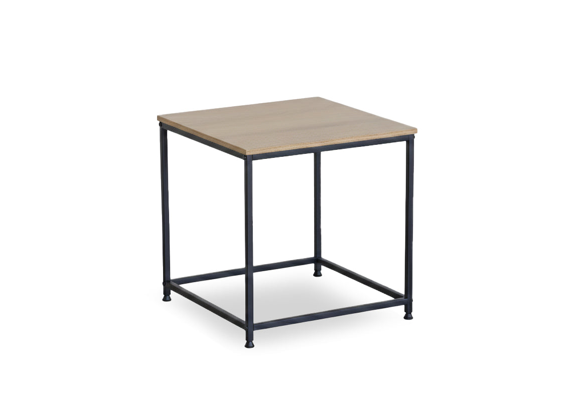 Mesa lateral nancy em estilo industrial